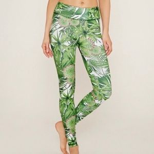 Palm Print Leggings